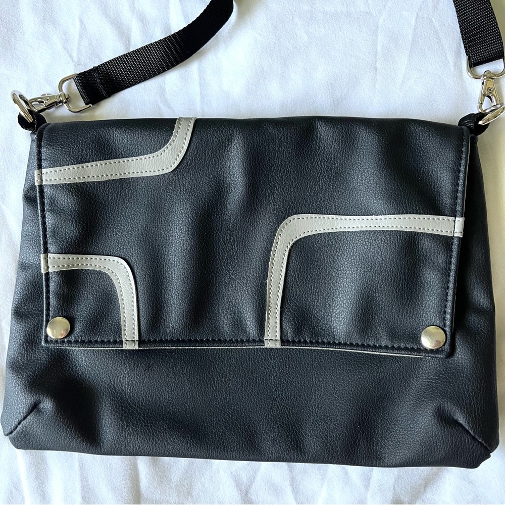 Queen Bee Small Purse